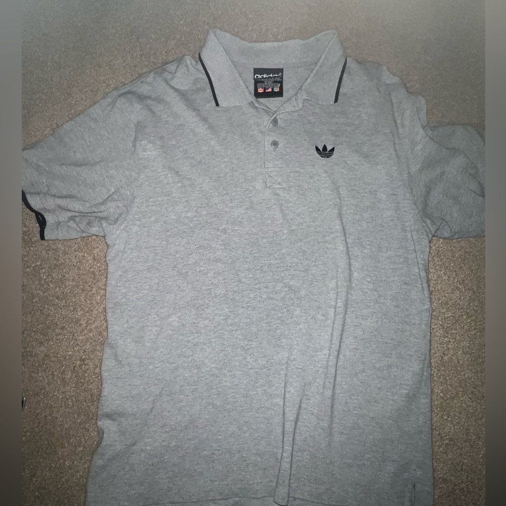 Vintage 90’s Adidas Trefoil Gray Short Sleeve Polo Shirt Men’s Size M